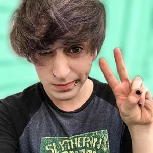 Meet your Posher, Alec